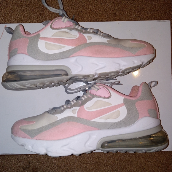 $20 kids size 7y nike airmax 270 react - Picture 2 of 6